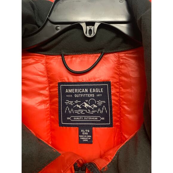 American Eagle Outfitters Men’s Orange Puffer Vest Size XL–Lightweight Outerwear - Picture 4 of 4